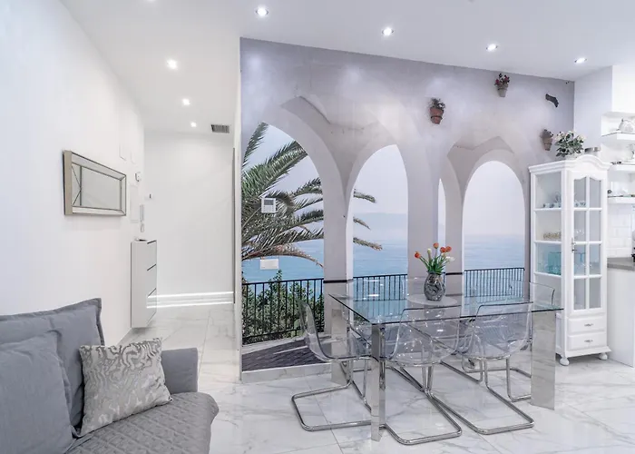 Blue Horizon Luxury Apartment